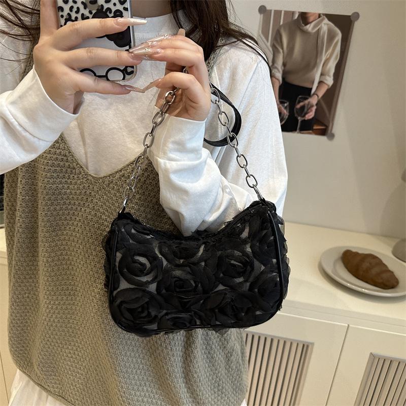 3D Rose Banquet Bag, Zipper Closure, New Romantic and Cute Mesh Underarm Bag, Fashiable and Versatile Women's Bags
