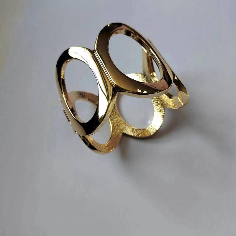 

Европейская и американская модная бижутерия: Элегантный набор браслетов и колец из сплава для женщин