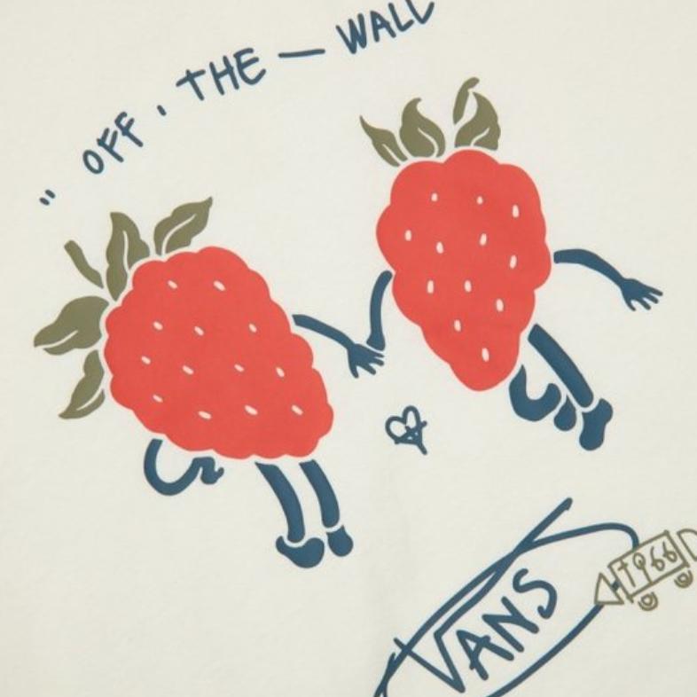 Vans Letter Strawberry Print American Vintage Pattern Round Neck Pullover Short Sleeve T-Shirt Women Tops Off-White VN00091RFS8