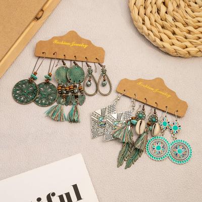 Exaggerated Ethnic Style Round Hollow Earrings, Retro Conch Sunflower Feathers Fringed Ear Hook Women