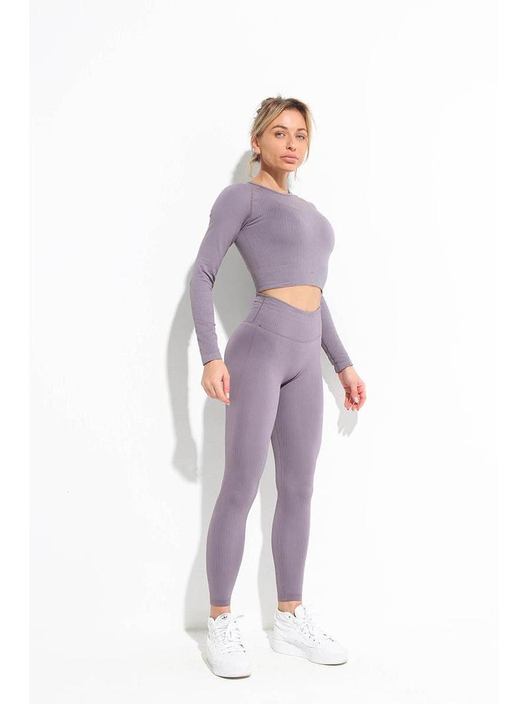 Seamless Women's Yoga Set: Long Sleeve Top & Tight Pants