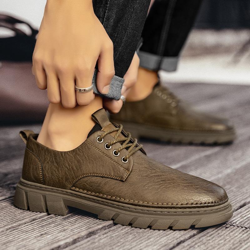 Fall 2025 new Martin boots trendy men's British men's Martin boots student durable low-top cargo shoes Martin shoes