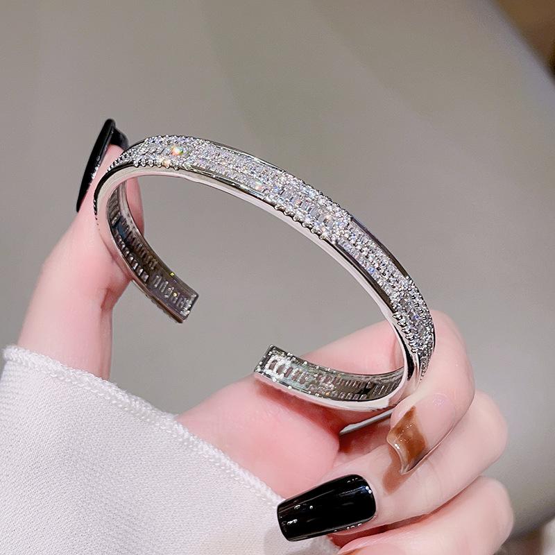 Light Luxury High-End Full Diamond Zircon Bracelet Niche Design Simple Fashion Luxury Temperament Jewelry