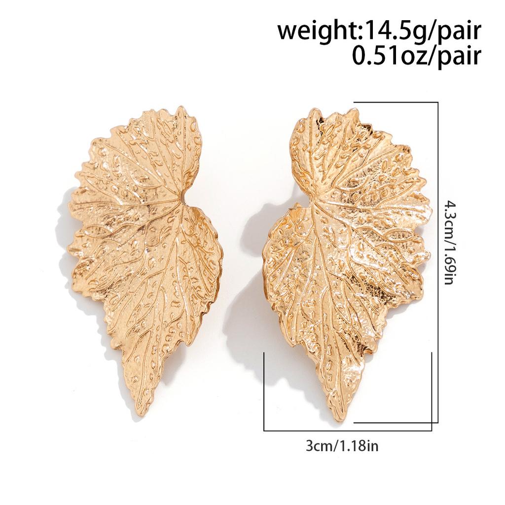 Exaggerated metal ginkgo biloba stud earrings, trendy girl sweet cool wind shell pattern earrings