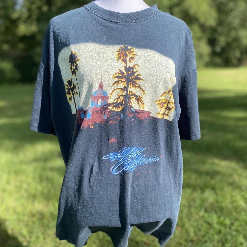 

Eagles Band T Shirt Hotel California Albums Basic black tee Classic NH24683 Unisex T-Shirt XXL
