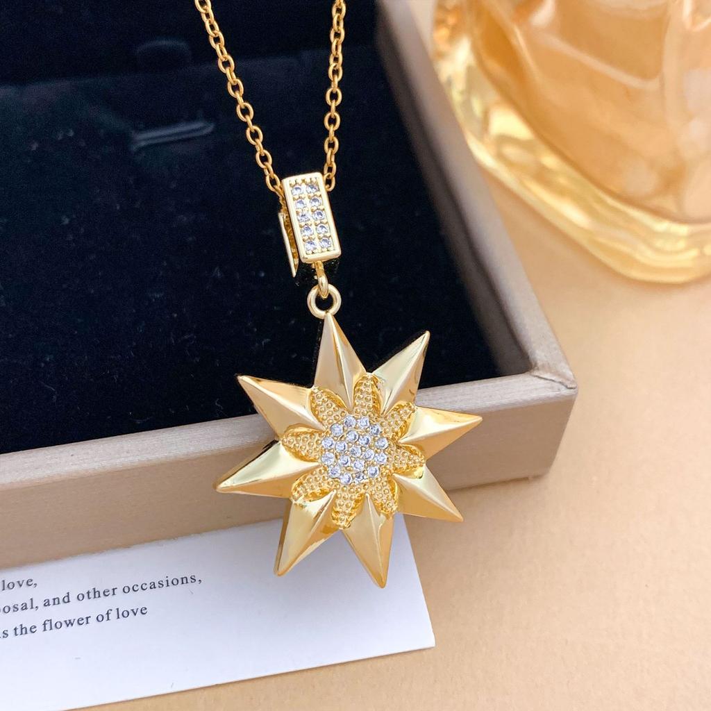Necklace European, American moon star micro-inlaid zircon necklace accessories female niche personality light luxury high-end accessories