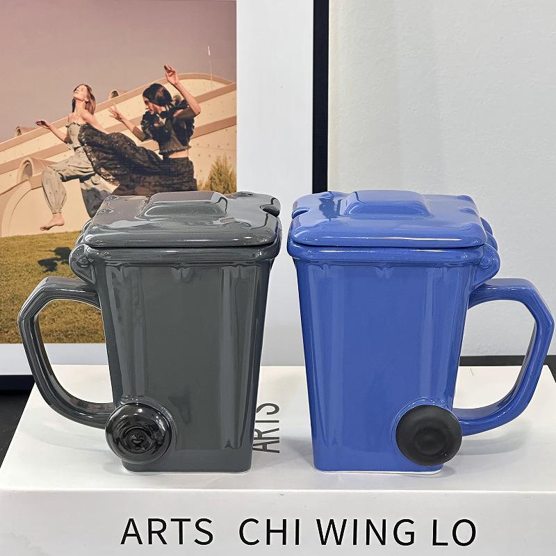 Creative Ceramic 3D Recycling Bin Mug Shape Garbage Trash Can Coffee Cup Trash Can Modeling Cup Personality Funny Ceramic Cups
