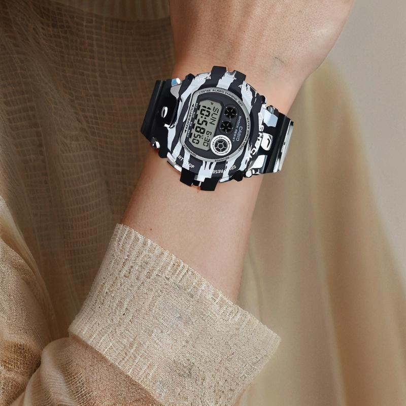 Casio G-SHOCK Series 2015 TWO TONE Series Fully Automatic Calendar Shockproof and Waterproof Movement Quartz Movement Resin Strap GD-X6900BW-1