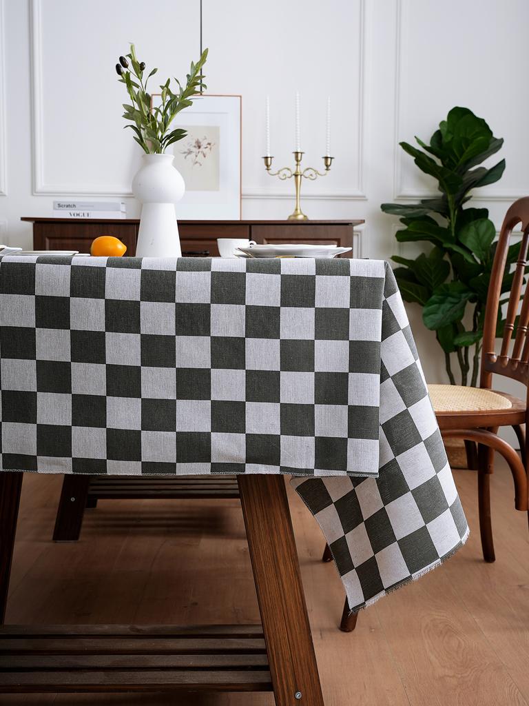 Retro Luxury Plaid Tablecloth Dustproof Non-Slip for Living Room Kitchen Dining Table Decor Checkered Design