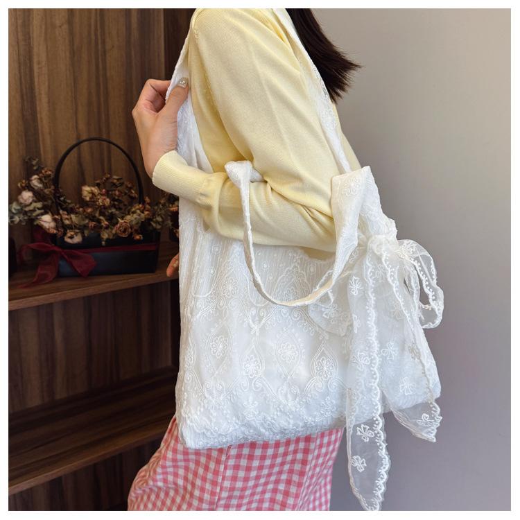 Borsa Tote in Cotone con Fiore di Pizzo Stile Coreano da Donna 2026 Nuova Grande Capacità da Spalla per il Pendolarismo