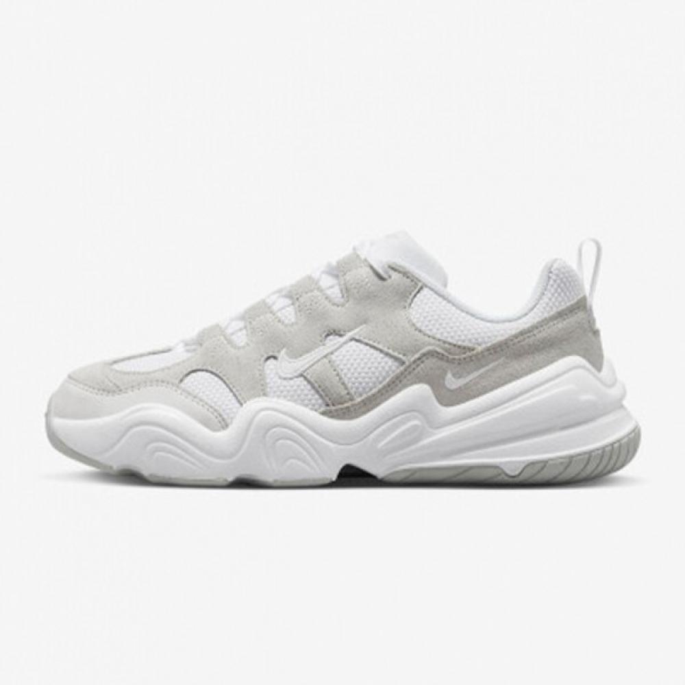 

Женская обувь Nike IQC DR9761 100 NIKE Tech HERA
