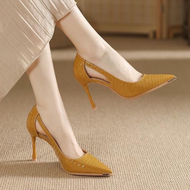 Fashion 2025 New Fashionable and Simple Leather Patent Leather High Heel Outdoor Walking Comfortable Shallow Mouth Light High Heels