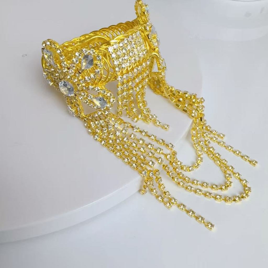 

Elegant Zircon Water Hand Bracelet With Floral Design For Summer Events золотой