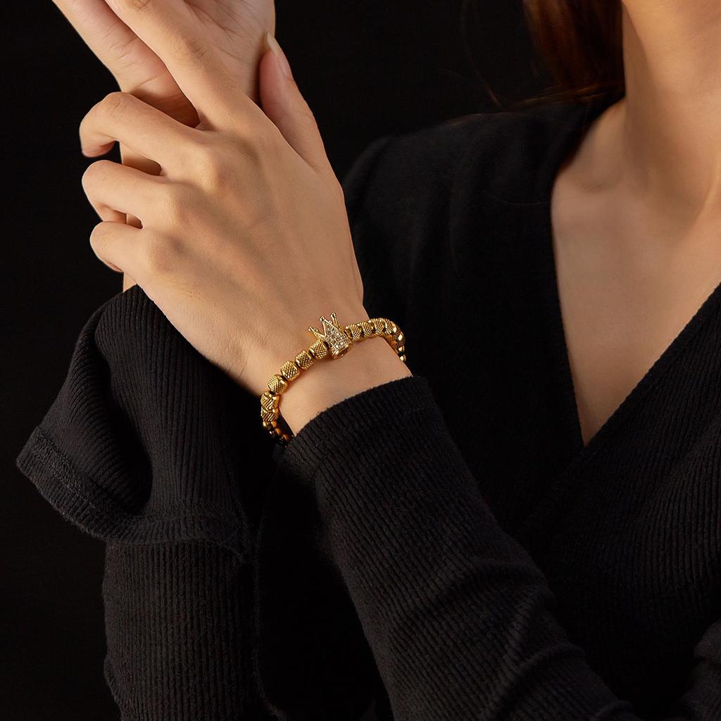 European & American Fashion Micro-inlaid Zircon Crown Bracelet - Simple Niche Beaded Stainless Steel Jewelry