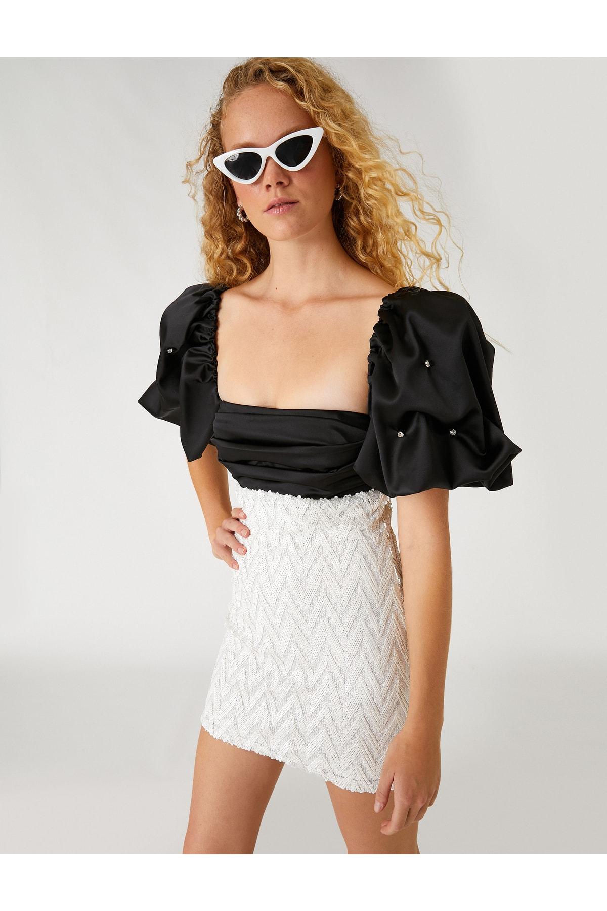 

Rachel Araz X — вечернее мини-платье с сердечками и рукавами-фонариками...