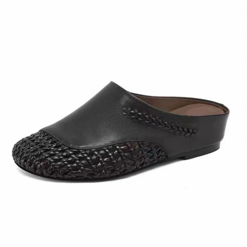 2025 NEW Crystal Flats Slippers Women Beach Trend Shoes Women Luxury Slippers Lightweight Casual Sandals Women