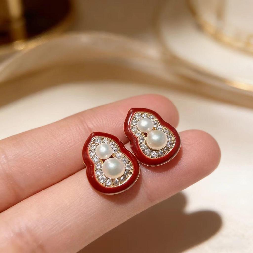 Elegant Chinese Micro-Inlaid Red Gourd Pearl Earrings for Women - Unique, High-End Jewelry