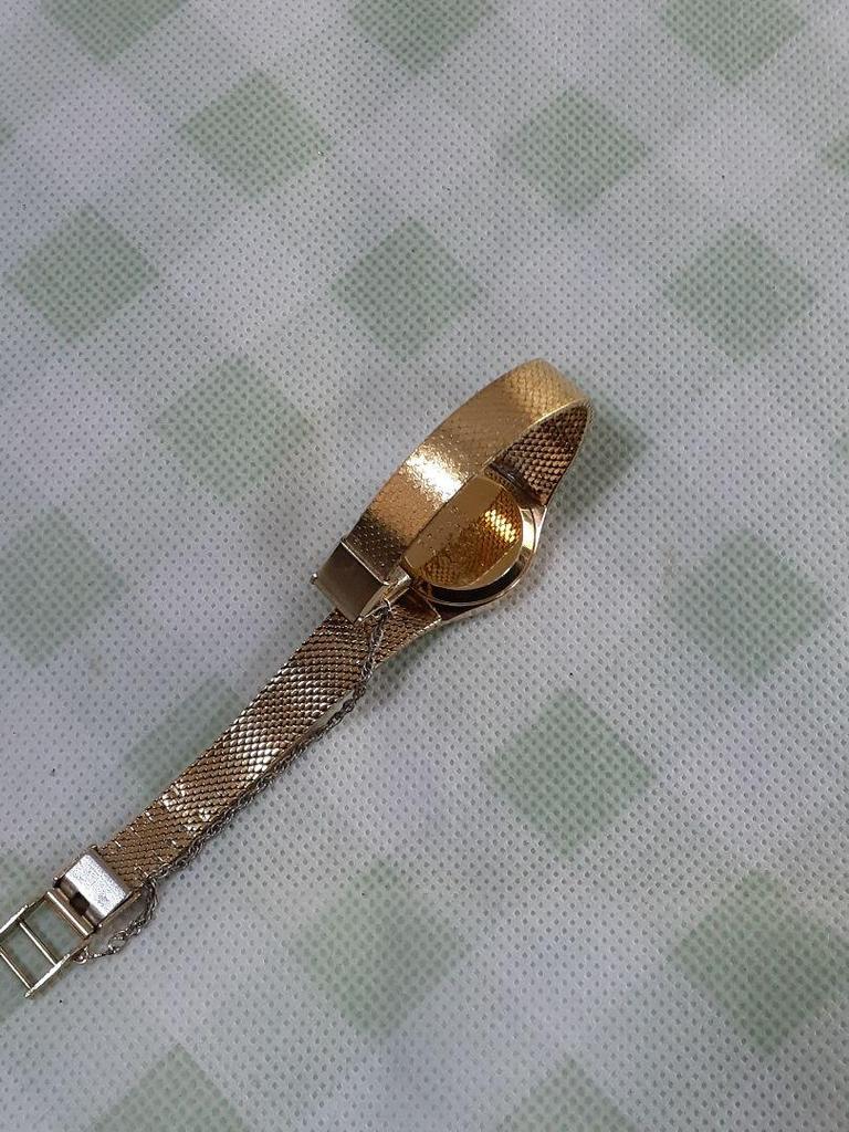 [USED] Seiko Quartz Watch Gold