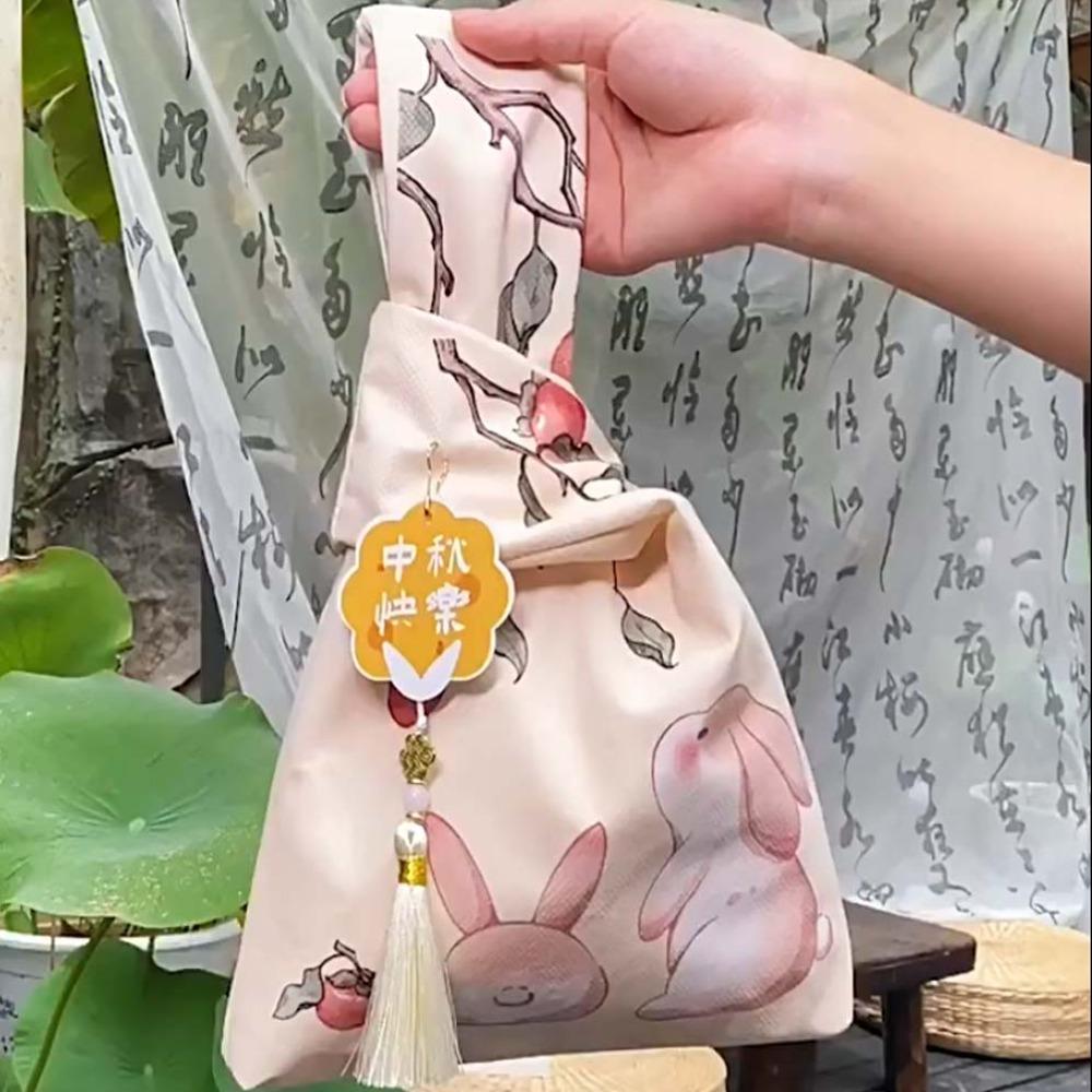 Pendant Tassel Knot Wrist Bag Pin Satin Hand-held Pouch Hanfu Accessories Gift Candies Bag  Banquet
