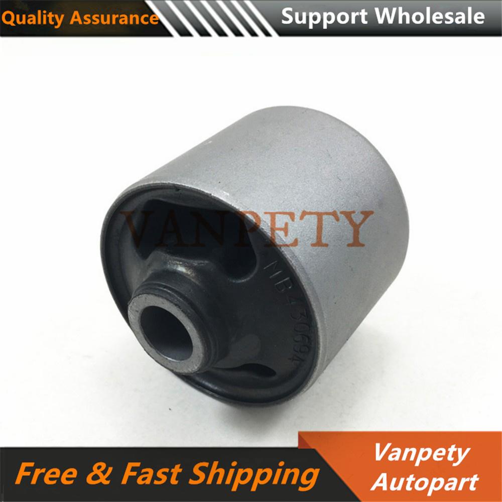 Front Differential Support Bushing Rubber Sleeve MB430694 For Mitsubishi Pajero V31W V32W V33W V43W V45W V46W