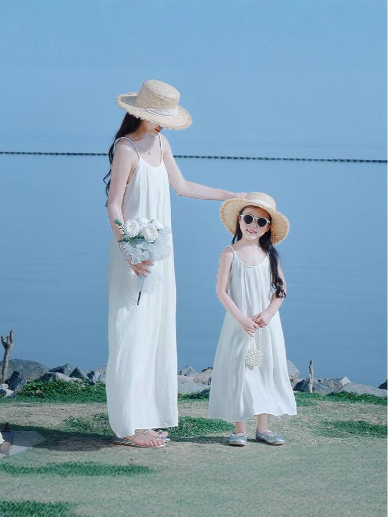 Dopamine Mother-Daughter Chiffon Beach Dress for Summer Seaside Vacation in Hainan Sanya