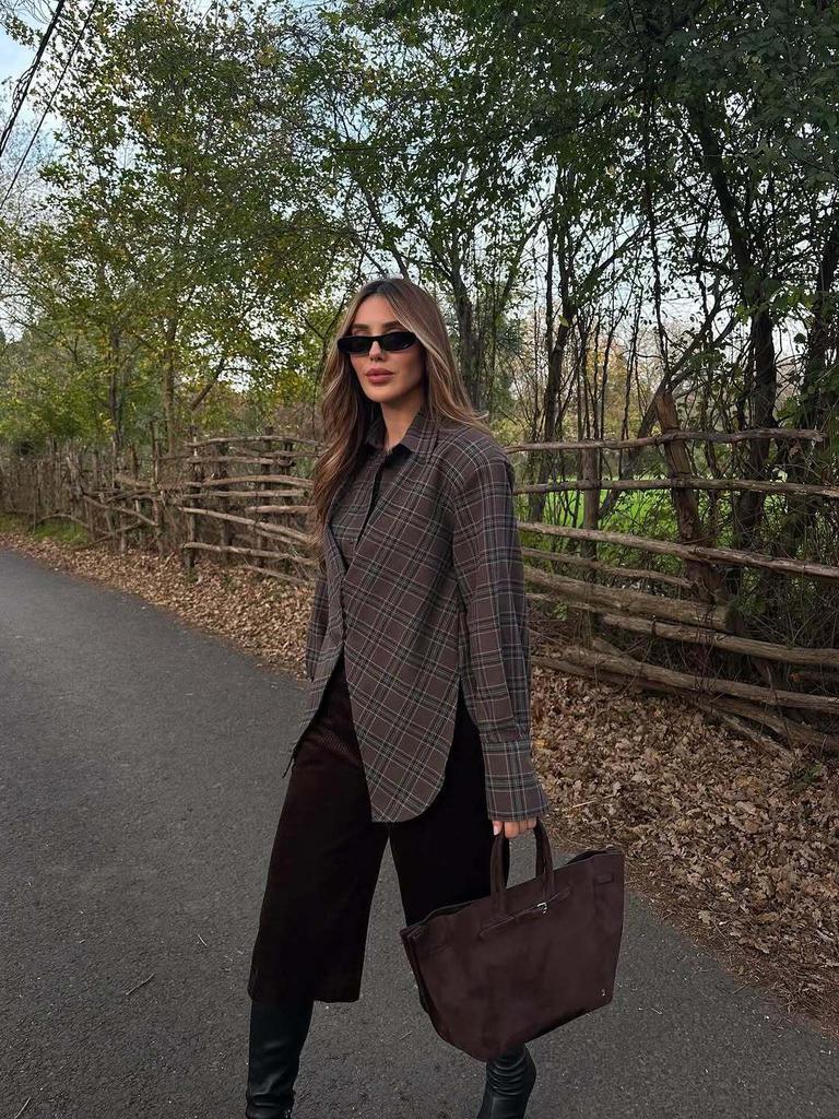 2026 Spring Collection: European & American Style Plaid Shirt - Chic, Casual, Retro Design with Waist-Cinching for a Trendy Look