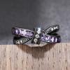 Huitan Mode Schwarzer Fingerring Damen Charmantes Lila/Weiß Zirkonia Schmuck für Verlobungsparty Stilvolle Accessoires
