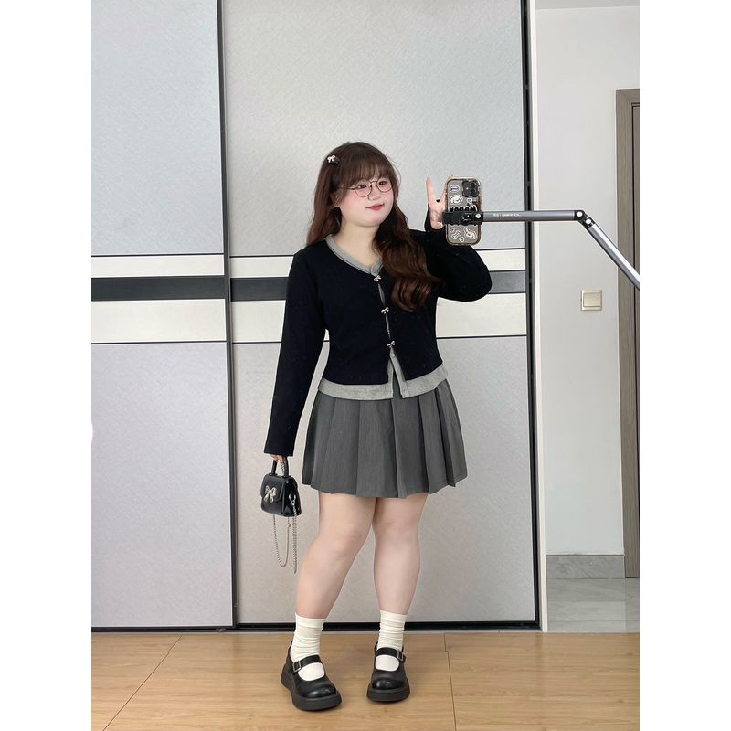 

Spicy Stripe Plus Size Women s Small Waist Plus Size Ladies Slimming False Two-Piece Bows Buckle Knitting Chic Gray Tops Black and Gray Patchwork Sweater(Single Piece) M