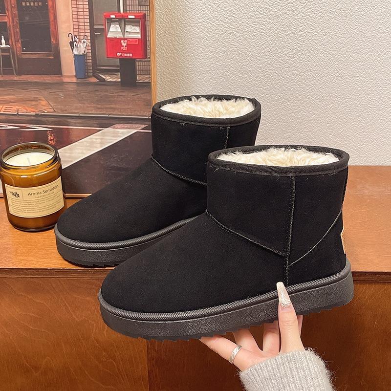 Snow boots women's short tube new winter snow cotton shoes piled thickened bread shoes warm women