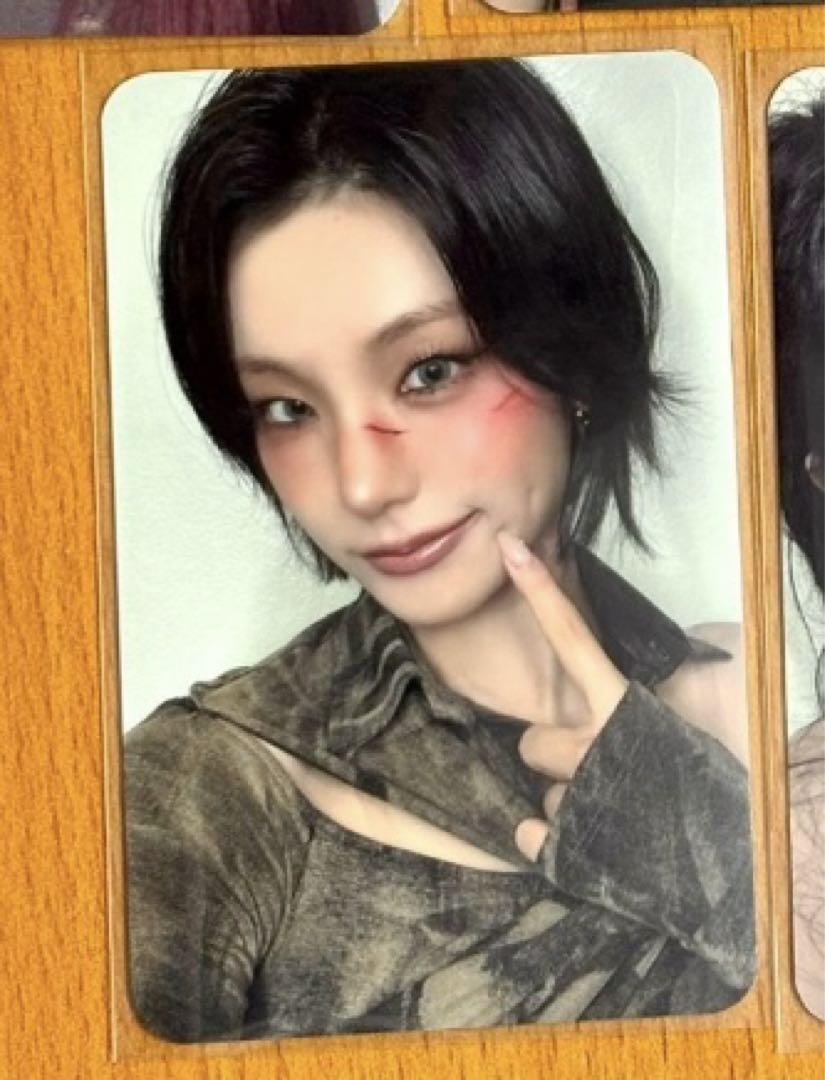 

[USED] ITZY Yeji GWBG Makestar Pre-order Bonus Trading Card