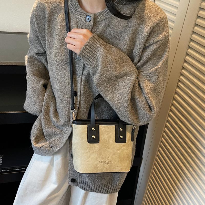 Small Square Crossbody Bag For Women Trendy Versatile Bucket Handheld Bag Color Blocked Shoulder Bag