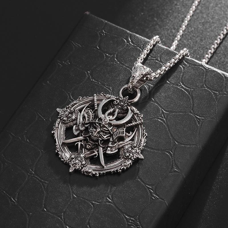 Retro Gothic Domineering Turntable Turntable Samurai Demon Men's Trendy Pendant Necklace