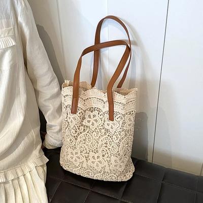 Lente Zomer Nieuwe Retro Ins Schoudertas Feeërieke Uitstraling Kant Stof Draagbare Schoudertas Niche Design Veelzijdige Tas
