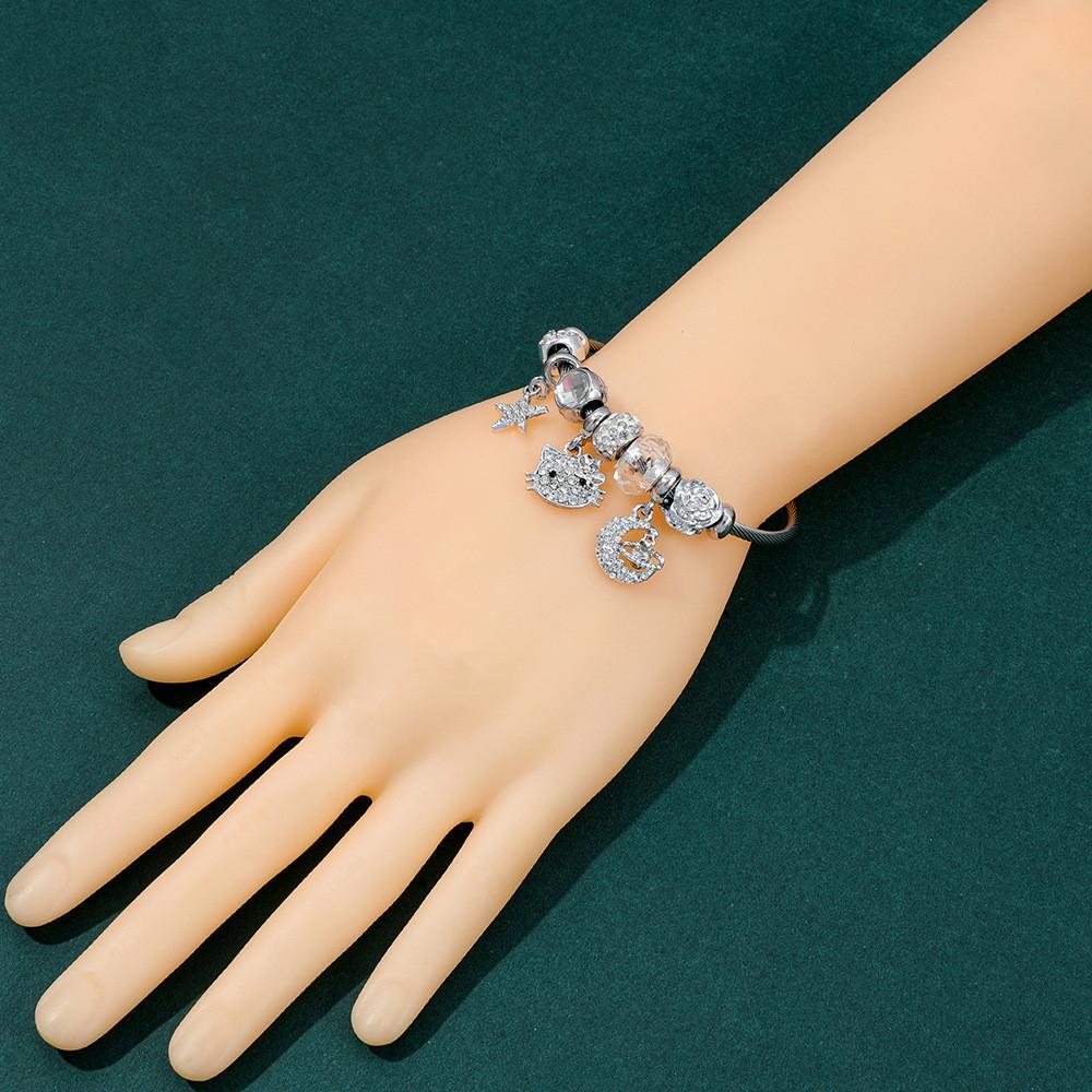 Hand Jewelry With Micropaved Pendant For Gift And Travel Souvenir