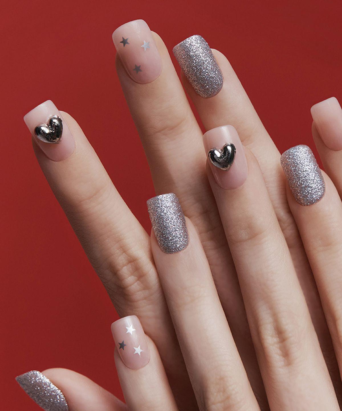 Reusable nail tip shells (coffins)