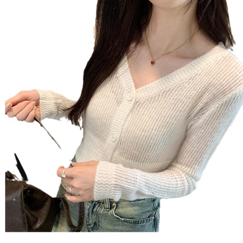 Malý parfém vysoce kvalitní dutý tenký pletený kardigan dámský rané jaro nový krátký styl čistá spice girl venku