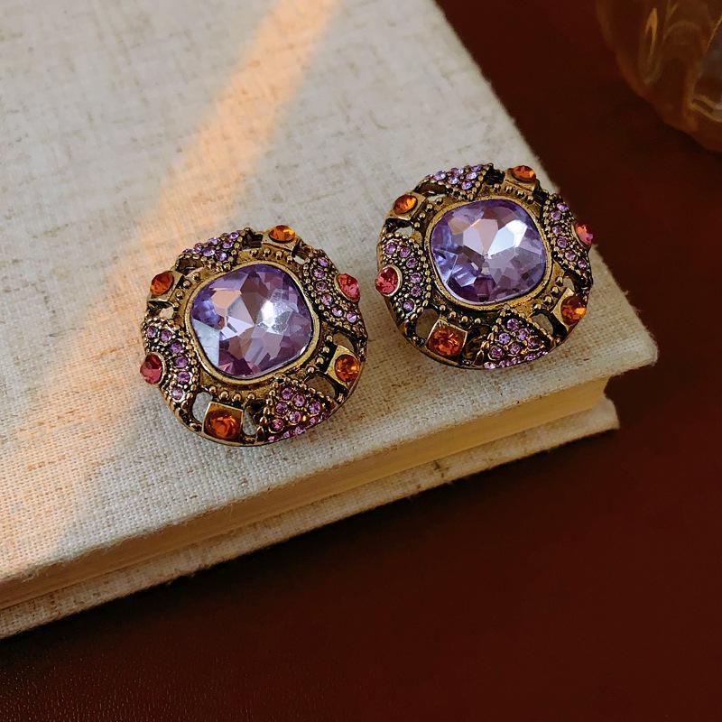 Boucles d'oreilles puces ovales en cristal argenté vieilli:  Luxe Léger et Mode Haut de Gamme