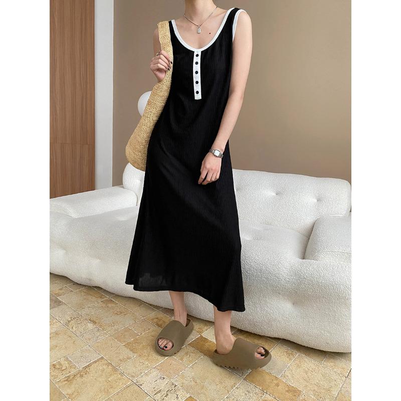 

Платье-жилет Sinan French Retro с U-образным вырезом и контрастным подолом SN7419 Large чёрный