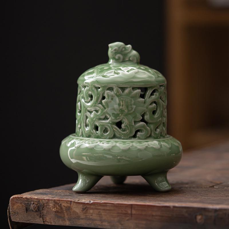 Blue Porcelain Suanni Beast Coil Incense Burner with Lid