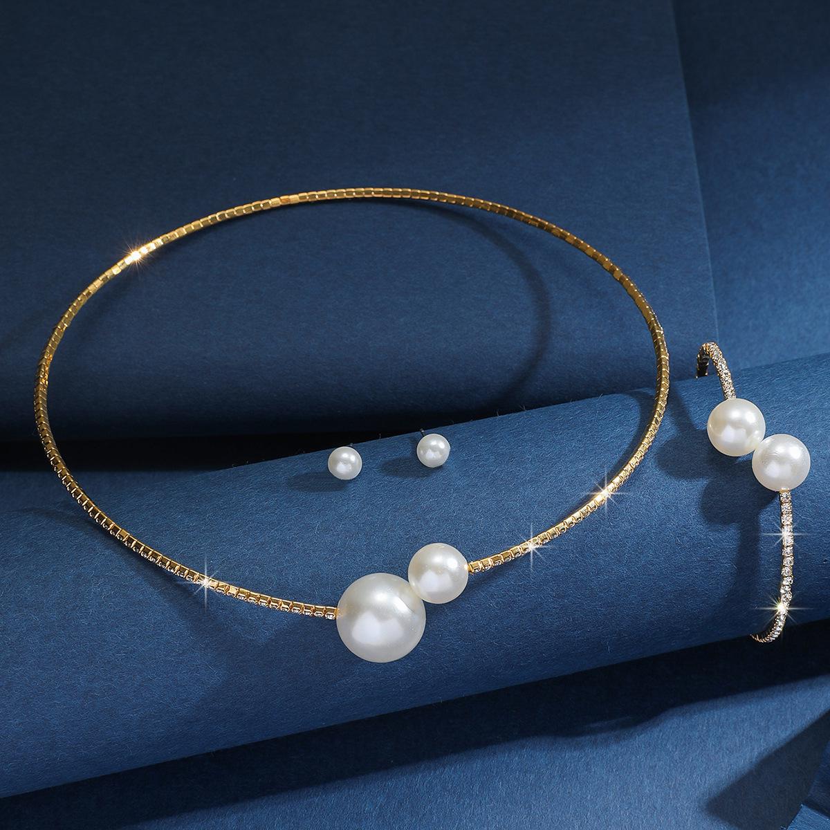 

Елегантний набір чокеру, браслету та намиста з перлів та страз для весіль та вечорів