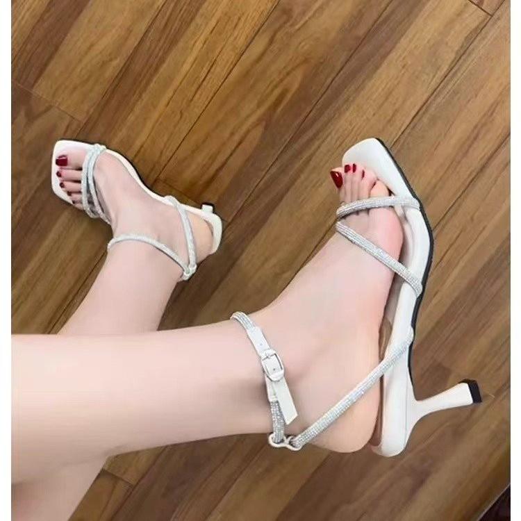 

Fashion Comfort Shoes for Women Luxury Sandals Suit Female Beige Open Toe High Heels Buckle Strap Large Size Fashion Black Peep Square 40 бежевый