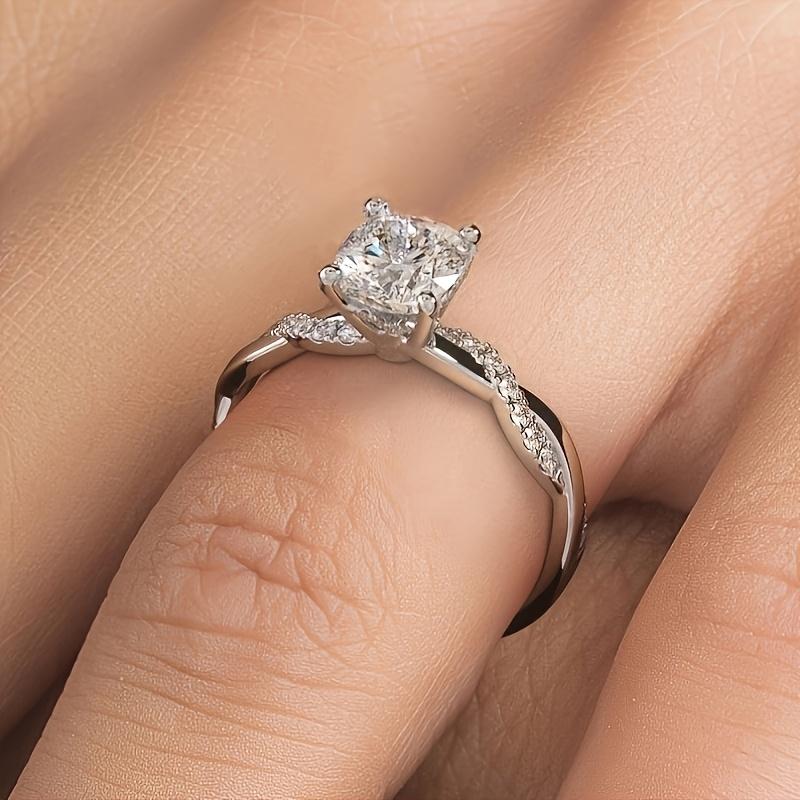 1pc Elegant Princess-Cut Synthetic Zirconia Engagement Ring - Twisted Band Design, Cubic Zirconia Accents, Perfect for Weddings, Parties, Anniversarie