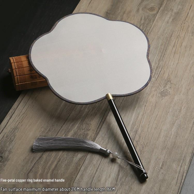 Vintage Silk Hand-Painted Gongbi Fan - Classic Chinese Round Palace Design