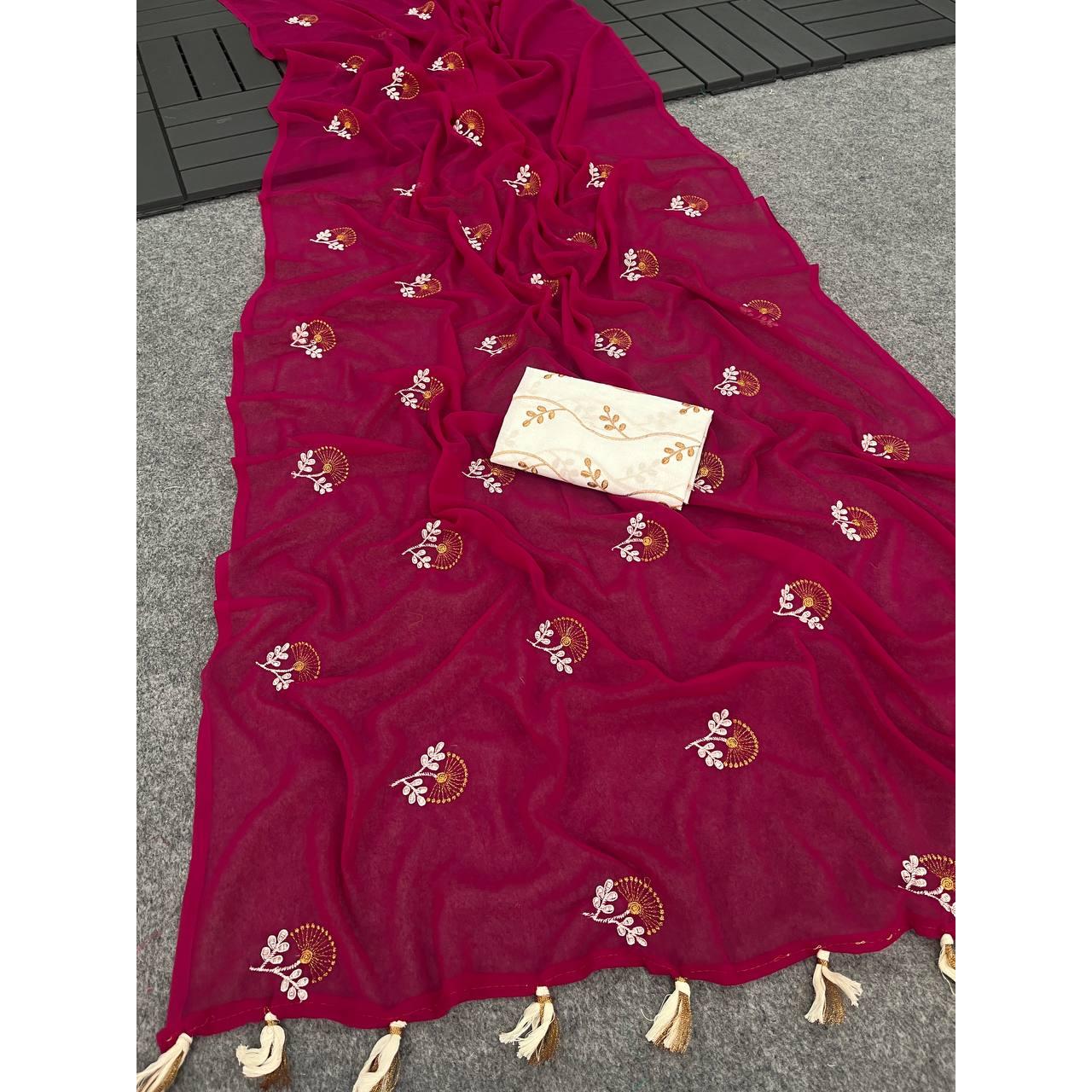

Presenting Special Party ware Saree