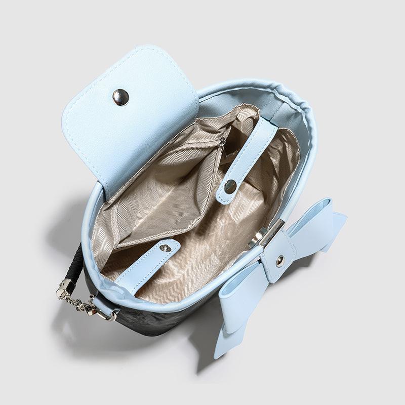 Niche Design Commuter Shoulder Bag All Crossbody Bag Fashion Retro Bow Bucket Bag Woman