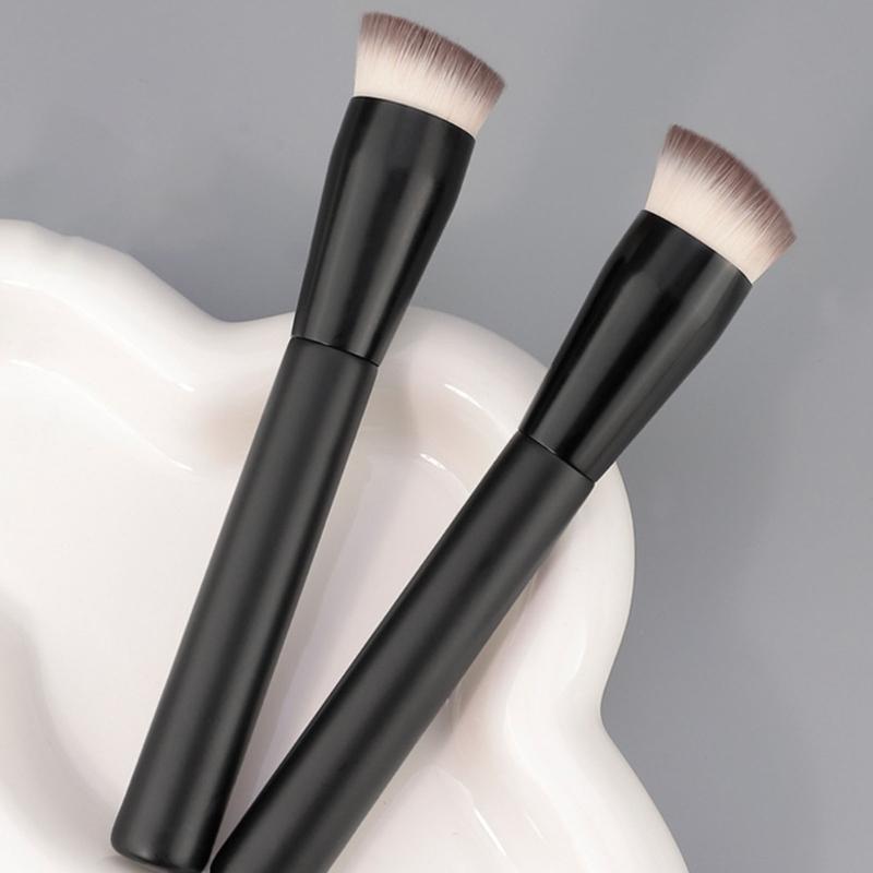 Schräger Make-up-Pinsel zum Konturieren und für Rouge Weiche Synthetikborsten Stabiler Griff aus Aluminiumlegierung Professionelles Kosmetikwerkzeug
