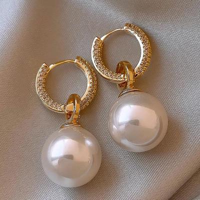 Hochwertige Hängeohrringe mit Perlen: Luxuriöse 925 Sterling Silber Ohrstecker für Damen