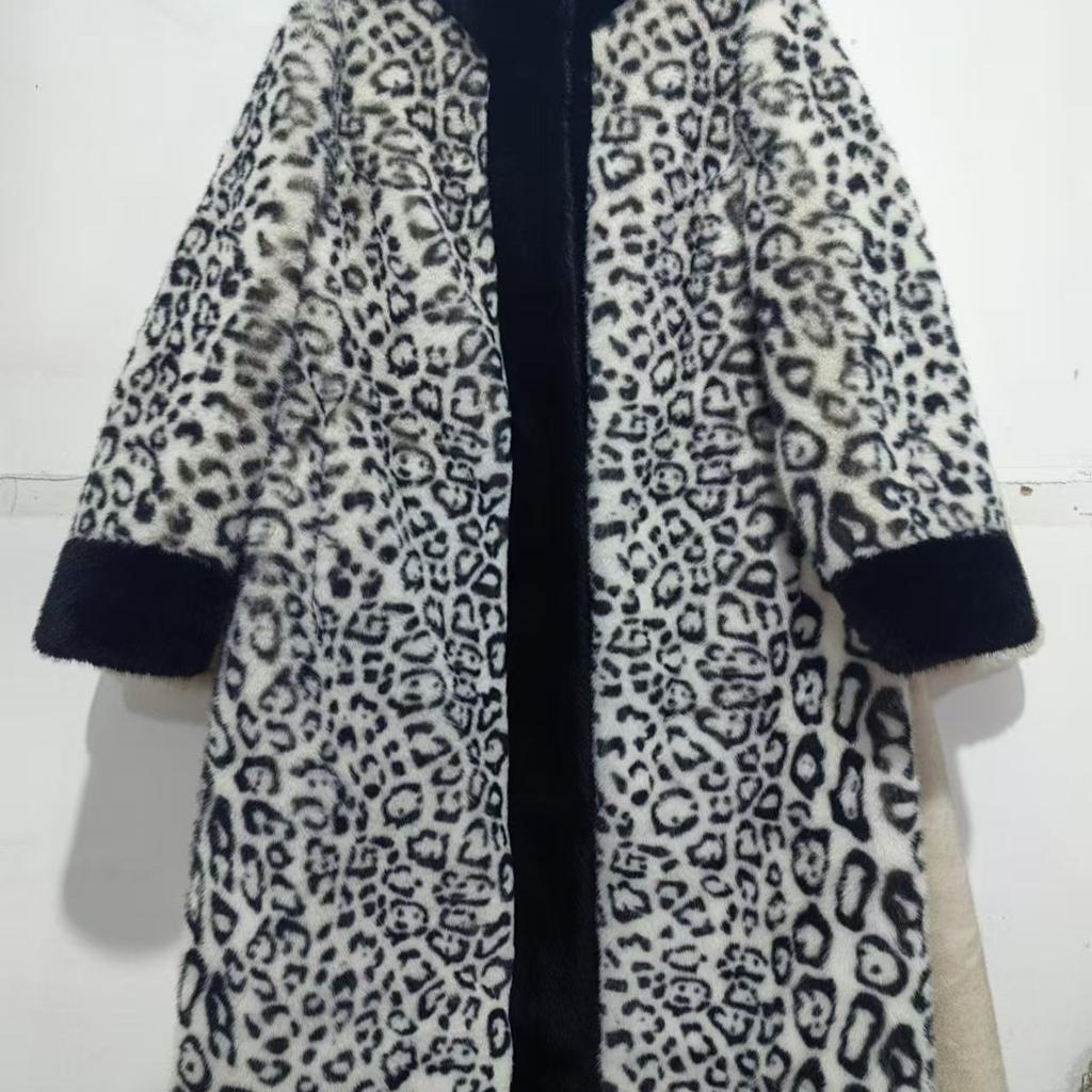 Elegant Long Leopard Print Coat Winter Thickened Mink Fur Jacket Fashionable Outerwear