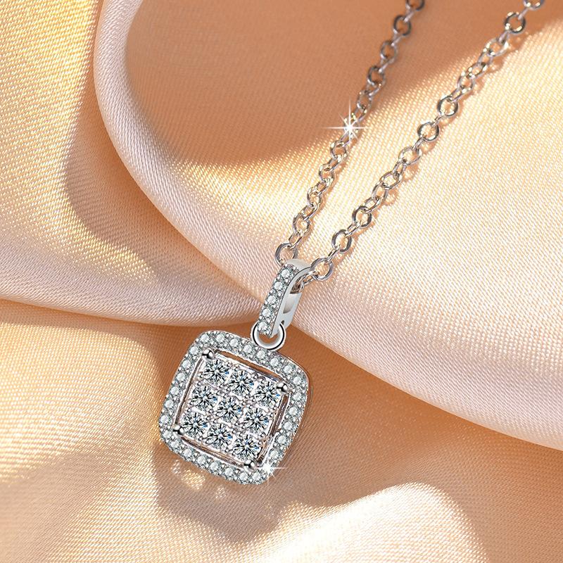 925 Sterling Silver Moon Necklace Pendant Zircon For Women Fashion Exquisite Student Girlfriend Jewelry Accessories Heart GiftGood Product