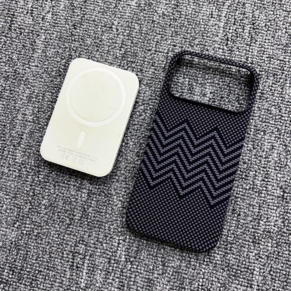 

Wireless Charging Ultra Slim Carbon Fibre Case For iPhone 17 Air 16 15 14 13 12 Pro Max Plus for Magsafe Magnetic Rugged Cover iPhone17 Pro